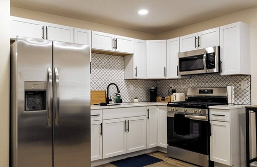 Miller Beach House | Charming Miller Beach Cottage