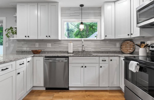 Ogunquit House | Charming Modern Cottage