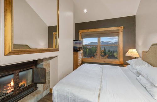 Mountain Village Cabin | Charming Mountain Village Lodge 2-bedroom, Heated Pool, Ski In/Out!