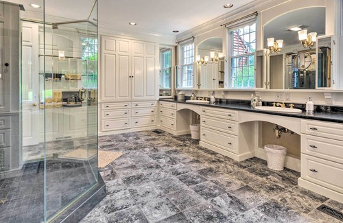 Southbridge House | Charming New England Estate w/ 4 Fire Pits!