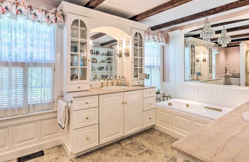 Southbridge House | Charming New England Estate w/ 4 Fire Pits!