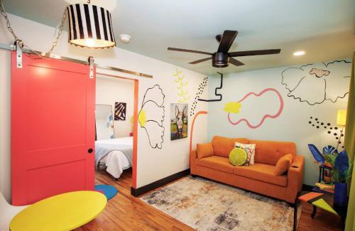 Governmental Mall House | Charming NEW Retreat, Prime Location Mins to DT & PHX Airport