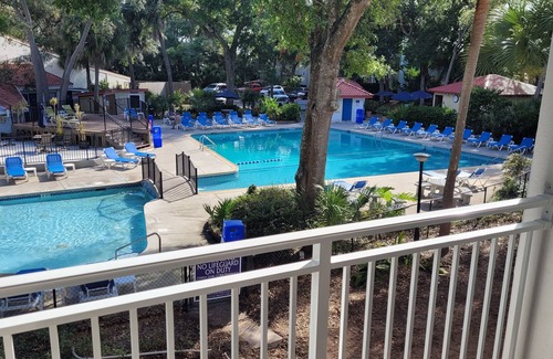 Jekyll Island Villa | Charming Oceanside 2Br. Villa, Only steps to the Beach, Villas by the Sea Resort