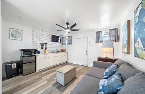 San Jacinto Apartment | Charming Oceanview Studio, Near Cruise Terminal