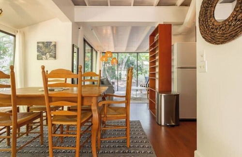 Coconut Grove Cottage | Charming open floor plan cottage in desirable Miami, fast WiFi, walk to all