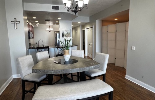 Riviera Dunes Condo | Charming Palmetto 2-bedroom gated water view condo w/AC 24 HR security