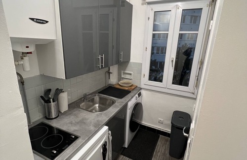 Plaisance Apartment | Charming Parisen Studio