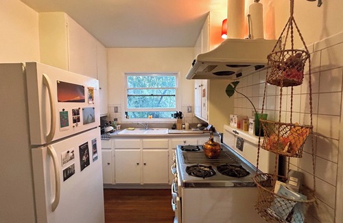 Elysian Heights House | Charming private house in the heart of Echo Park, surrounded by beautiful nature