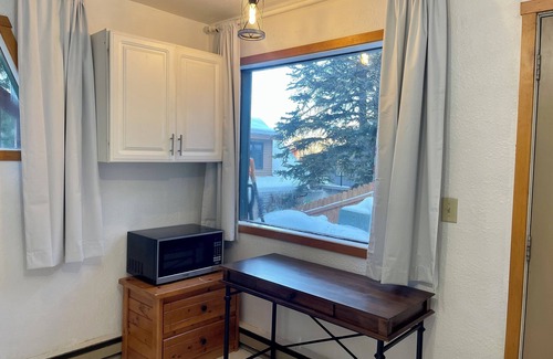 Jackson Apartment | Charming Private Stay Next to Snow King & Town Square