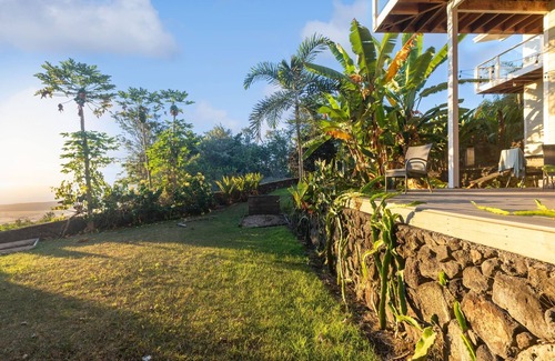 Kalaoa House | Charming Pu'ukala Sunset - Near Hiking And Golf 1 Bedroom Home by RedAwning