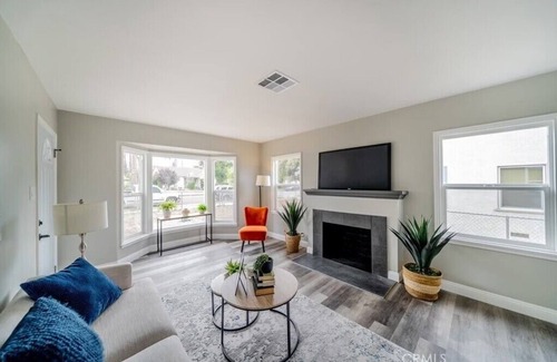 Redlands House | Charming Redlands home, modern comfort, near downtown. Explore Big Bear nearby