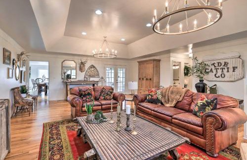 Greenville House | Charming Retreat on 80-Acre Willow Rock Ranch!