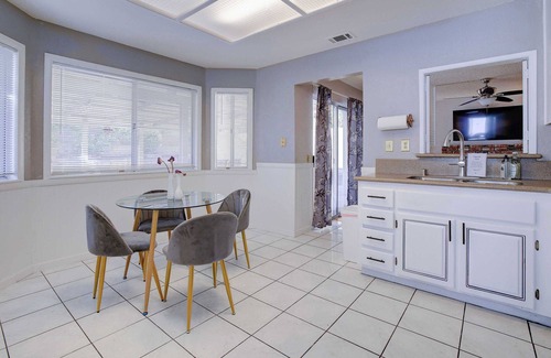 Moreno Valley House | Charming Retreat 4BR - Garage Access｜Relaxing Patio｜Family Friendly #41613