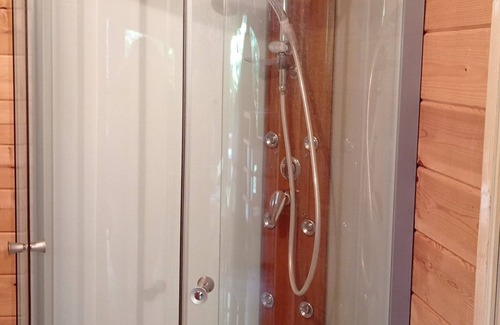 Bouc-Bel-Air Ski Chalet | Charming romantic air-conditioned chalet with garden and pool 10' from Aix-en-Provence