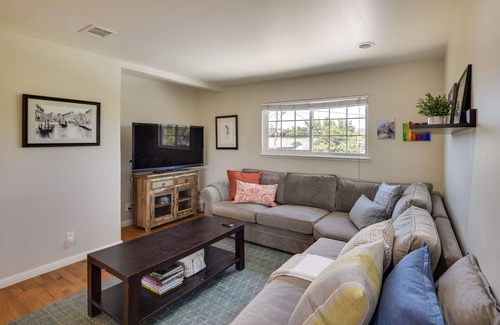South San Jose House | Charming San Jose Home w/ Covered Patio + Backyard