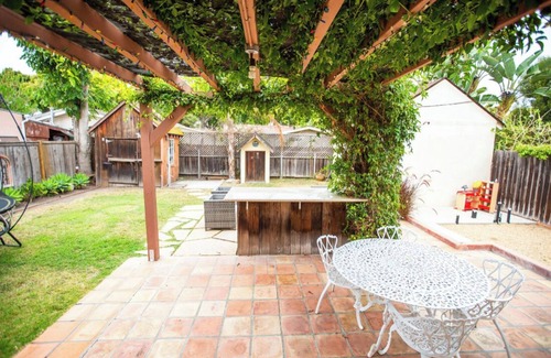 Westside Cottage | Charming Santa Barbara Cottage