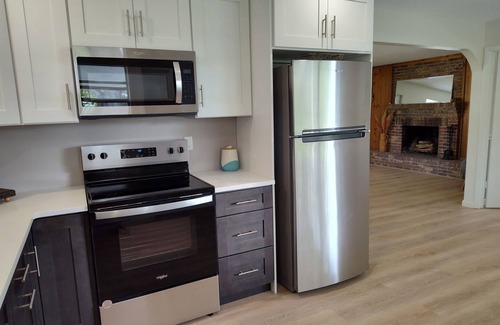 Sebastian Highlands Cottage | Charming Sebastian Home . bring Your Boat!