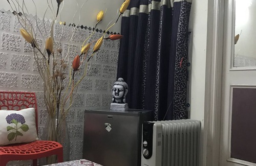 Chittaranjan Apartment | Charming separate entire Studio Apartment in South delhi next to Greater Kailash