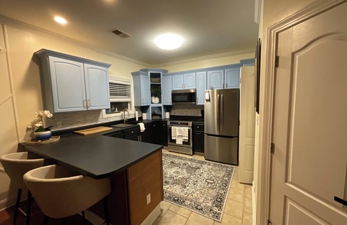 Oxford House | Charming Southern Oxford Townhouse 1 mile from Square and Campus