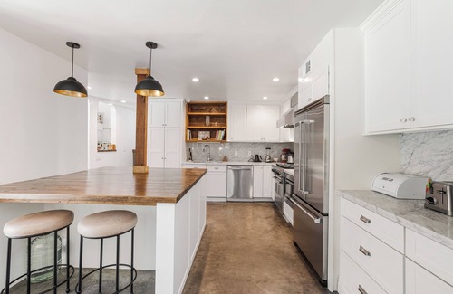 Hollywood Dell House | Charming Spanish Beachwood Canyon Home with Pool
