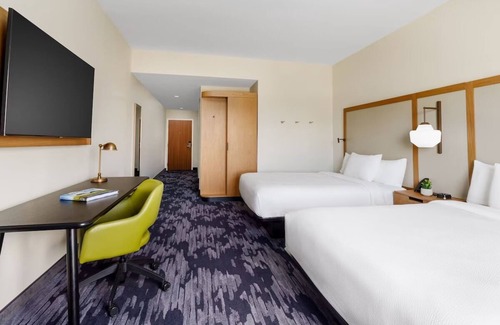 Florida City Hotel | Charming Stay: 2 Queen Beds, Fairfield Inn, Next to Everglades, Free Parking