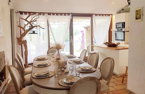 Bellegarde House | Charming stone house near Sommieres, 35 mn from the beach Swimming pool and Spa