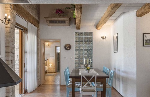 Heki Cabin | Charming stone villa for 14 people, with pool and jacuzzi, in central Istria