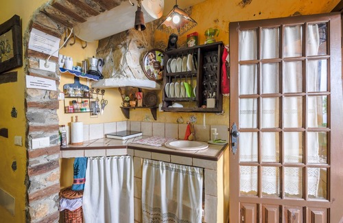 La Guancha Apartment | Charming Studio Apartment ‘Casa Carmelita’ with Terrace, Ocean Views & Wi-Fi