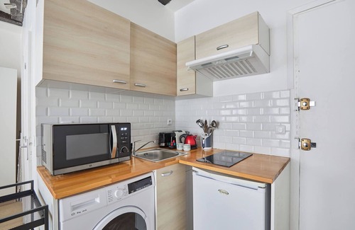 Strasbourg -Saint-Denis Apartment | Charming Studio Center of Paris