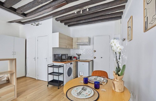 Strasbourg -Saint-Denis Apartment | Charming Studio Center of Paris