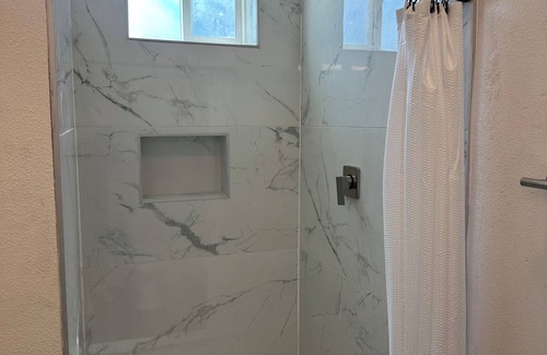 Hayesville Apartment | Charming studio in delightful Salem with central heating and cooling.