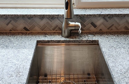 Cedar Ridge Apartment | Charming studio with AC and WiFi in adorable Grass Valley