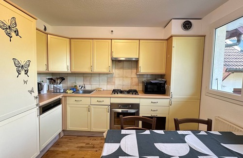 Archamps Apartment | Charming T3 duplex, 67m2 13m2 outdoor terrace, 1km from Geneva, parking box.