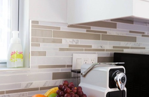 Woodland Hills House | Charming Tiny House 1-bedroom house in amazing garden Los Angeles with WiFi, AC