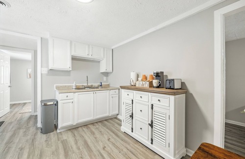 Indianapolis House | Charming Two-Bedroom House Near Downtown Indy with full kitchen & strong Wi-Fi