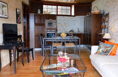 Arico Apartment | Charming Two-Bedroom Country House with Heated Pool