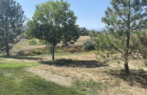 Fountain House | Charming two-story, garage, PLUS foreign car rental! Lodging & Transportation!