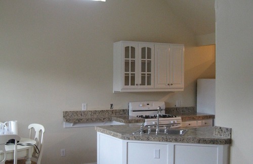 University Park House | Charming University Park 2BR Bungalow in amazing Portland