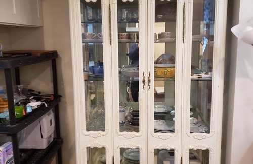 Oak Forest House | Charming Updated guest house in Lovely Quiet Neighborhood