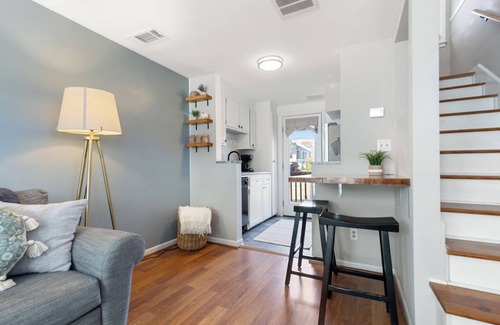 Charlotte House | Charming Uptown Charlotte Loft-style townhome with Private Garage!