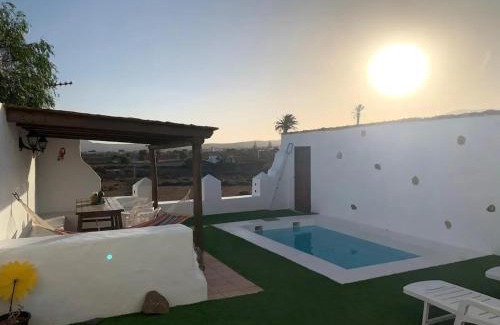 Antigua Villa | Charming Villa in Antigua with private pool