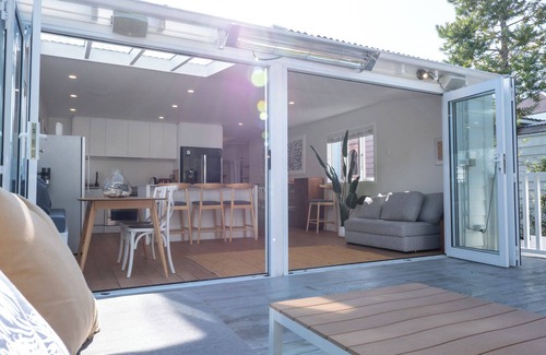 Ponsonby Apartment | Charming Villa nestled away in the city centre