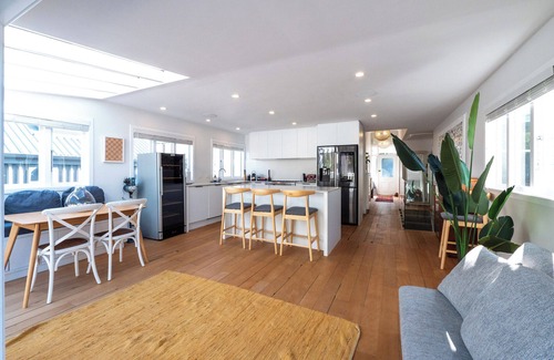 Ponsonby Apartment | Charming Villa nestled away in the city centre