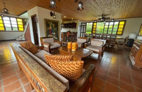 Armenia Villa | Charming villa, pool, jacuzzi, 10 min Coffee Park