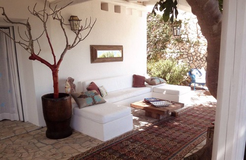 Castro Marina Villa | Charming villa with garden and panoramic sea view