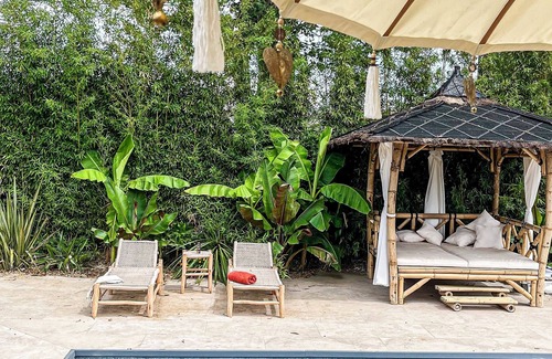 Vias Villa | Charming villa with heated pool 5min from the beach