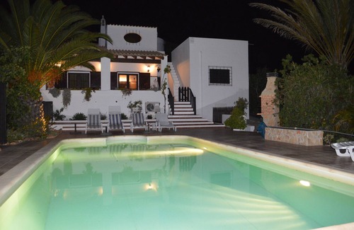 Olhao Villa | Charming villa with panoramic sea views
