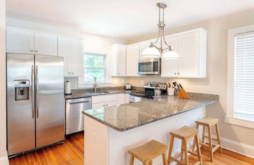 West Annapolis House | Charming West Annapolis Cottage home