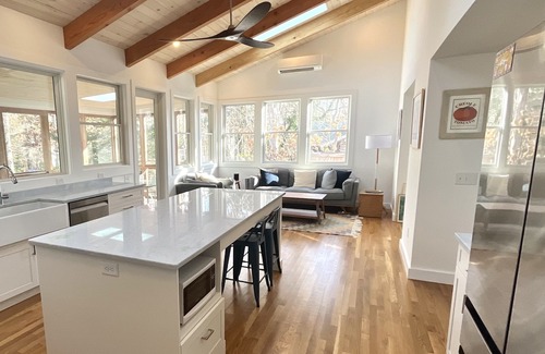 Tisbury House | Charming West Chop Retreat on Private, Tree-Lined Lot