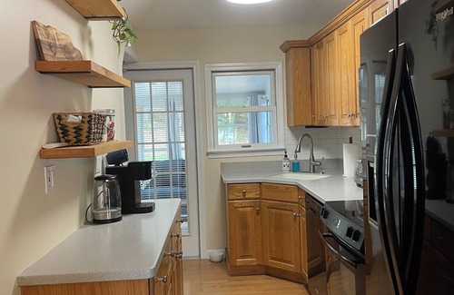 Sutton House | Charming year round 2 bedroom 2 bath house.